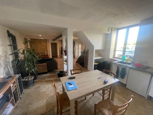 Maison à vendre à Parigné-l'Évêque dans la Sarthe (72250), ref : 13816/1159   
SUPER U