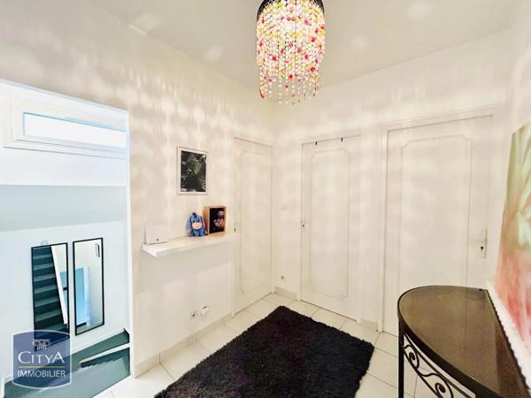 Maison à vendre 13 pièces 393m²