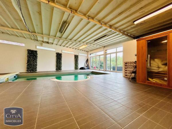 Maison à vendre 13 pièces 393m²