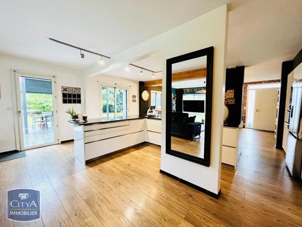 Maison à vendre 13 pièces 393m²