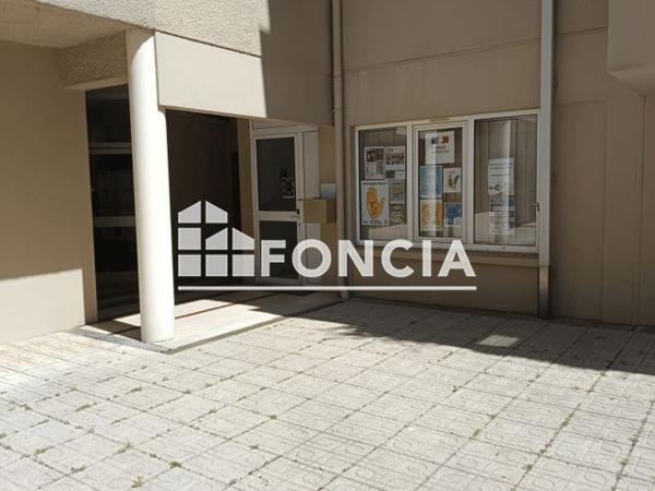 Location Local commercial 4 pièces 79.8 m² - LA FONTAINE SAINT JUST Laon 02000