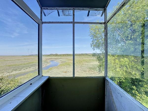 Maison avec vue mer aux Grèves de Langueux - Maison des années 60, divisé en deux appartements au Grèves de Langueux avec une vue dégagée sur les grèves et la mer !