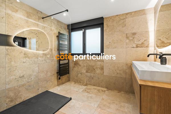 Vente Villa240 m² - 7 Pièces - LES SABLES D OLONNE (85180)