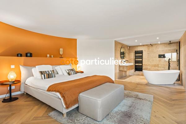 Vente Villa240 m² - 7 Pièces - LES SABLES D OLONNE (85180)