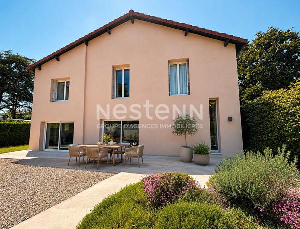 Maison à Tassin-La-Demi-Lune - quartier de L'Aigas - 171 m² sur terrain de 606 m²