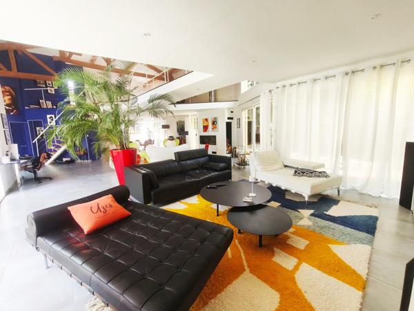 Saint-Siffret (30700) Somptueuse villa