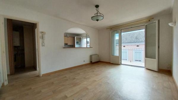AGEN 47000 immeuble 6 pièce(s) 181m2