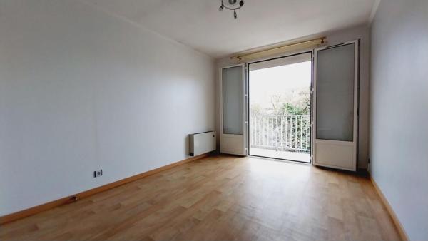AGEN 47000 immeuble 6 pièce(s) 181m2