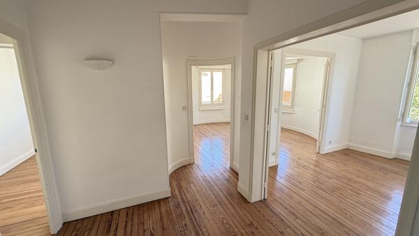 Appartement T4 lumineux centre-ville Clermont-Ferrand