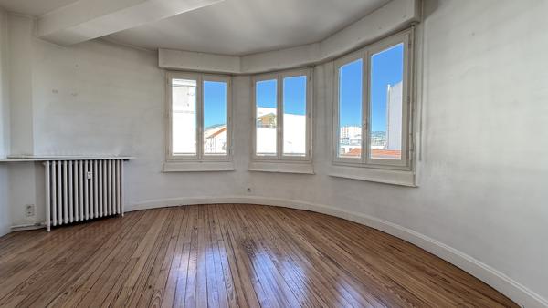 Appartement T4 lumineux centre-ville Clermont-Ferrand