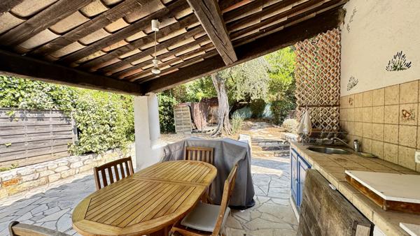 Villa avec piscine et vue dégagée – Entre Grasse et Cabris