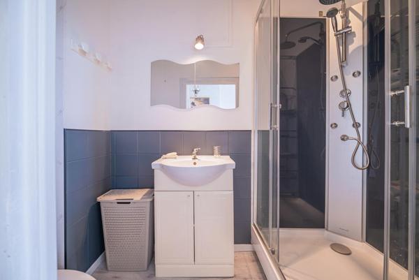 Maison à Laval, 53000 - 9 pièces 295m²