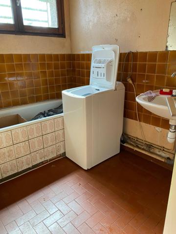 ARES: Maison à rénover