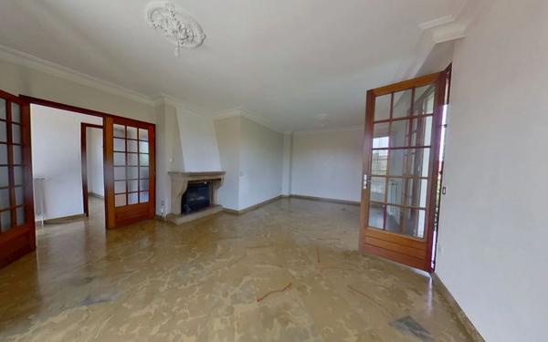 Maison à vendre    7 pièces • 209,13 m2 Meyzieu
