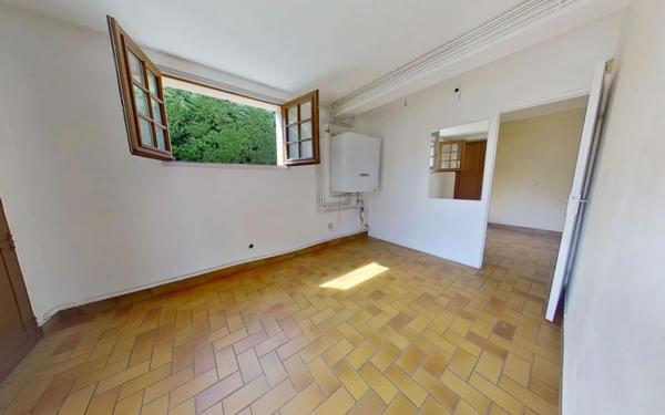 Maison à vendre    7 pièces • 209,13 m2 Meyzieu