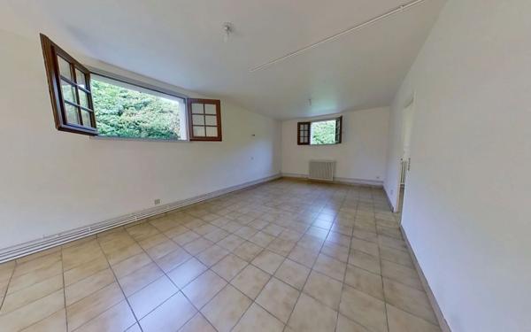 Maison à vendre    7 pièces • 209,13 m2 Meyzieu