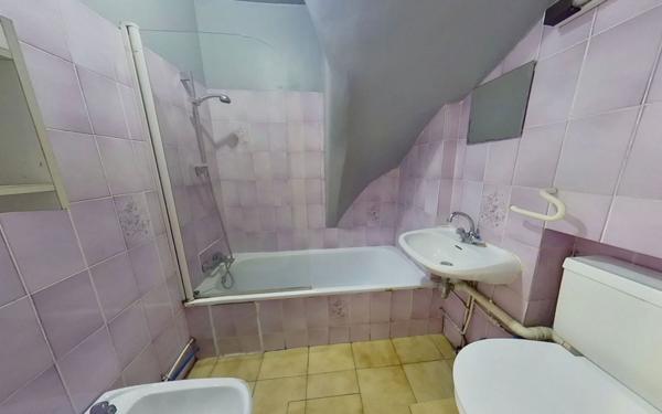 Maison à vendre    7 pièces • 209,13 m2 Meyzieu