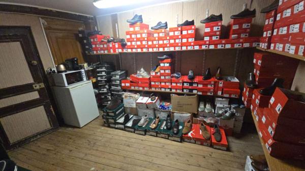 Fonds de commerce CHAUSSEUR boutique 90 m2