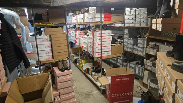 Fonds de commerce CHAUSSEUR boutique 90 m2