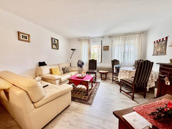 Appartement à louer 2 pièces de 47 m²