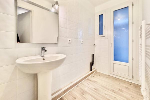 Appartement à louer 2 pièces de 47 m²