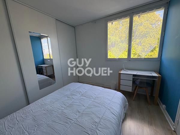 Chambre meublée en colocation