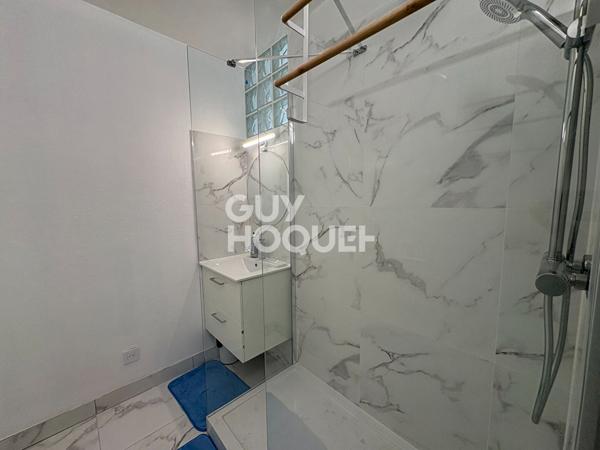 Chambre meublée en colocation