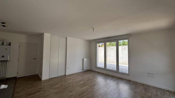 Appartement 3 pièces                                        - 44220 Couëron - CENTRE VILLE Réf : 12115