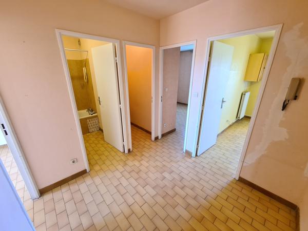 Perpignan (66000) T2 + TERRASSE + PARKING