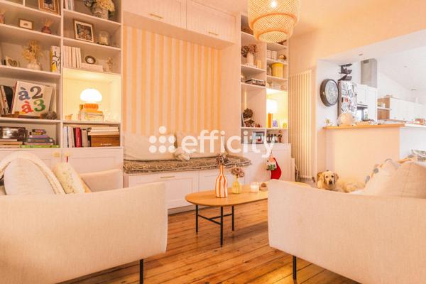 Maison
         6 pièces
        - 145 m² Bien prestige 1 095 000 € *