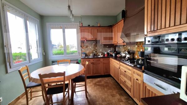 NANTEUIL LES MEAUX : MAISON individuelle de 120 M2 élevée sur sous sol total avec jardin 