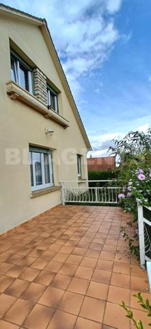 NANTEUIL LES MEAUX : MAISON individuelle de 120 M2 élevée sur sous sol total avec jardin 