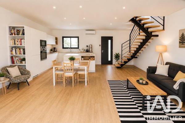 Maison à vendre 5 pièces 135 m² Villeneuve-lès-Maguelone