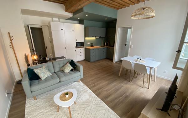 Appartement à vendre    2 pièces • 37,91 m2 Lyon 1