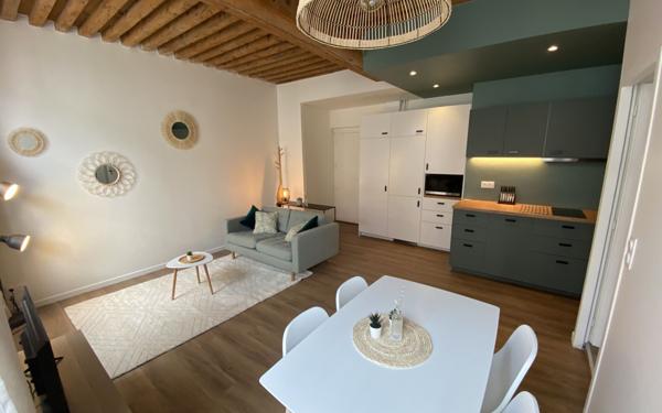 Appartement à vendre    2 pièces • 37,91 m2 Lyon 1