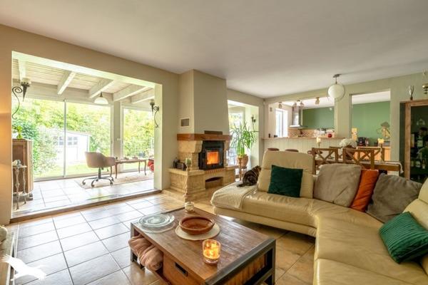 Maison à vendre |  Trélissac |  7 pièces | 165 m²