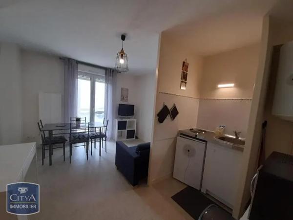 Appartement à louer 1 pièce 27.08m² Joué-lès-Tours (37300)