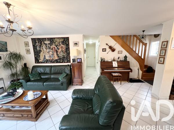Maison à vendre 6 pièces 120 m² Lèves