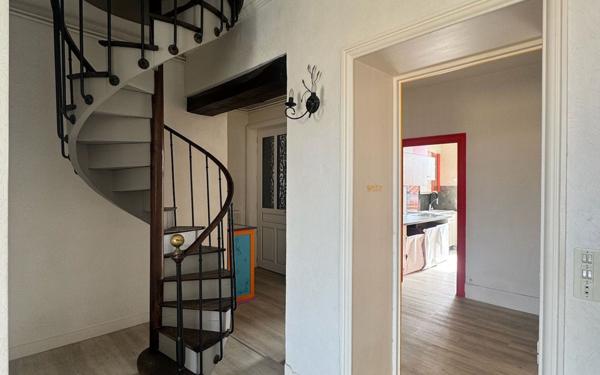 Appartement à vendre    5 pièces • 137,02 m2 Roanne