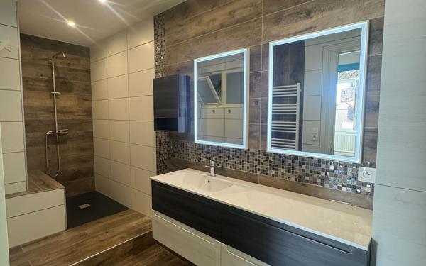 Appartement à vendre    5 pièces • 137,02 m2 Roanne