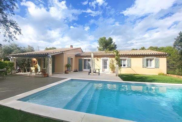 Châteaurenard (13160) Villa plain-pied + dépendance 235 m2 avec piscine sur 2621 m2 de terrain