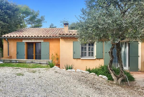 Châteaurenard (13160) Villa plain-pied + dépendance 235 m2 avec piscine sur 2621 m2 de terrain