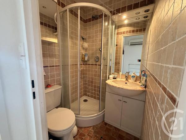 Maison à vendre  2 pièces - 50 m 2   COGOLIN  - 83