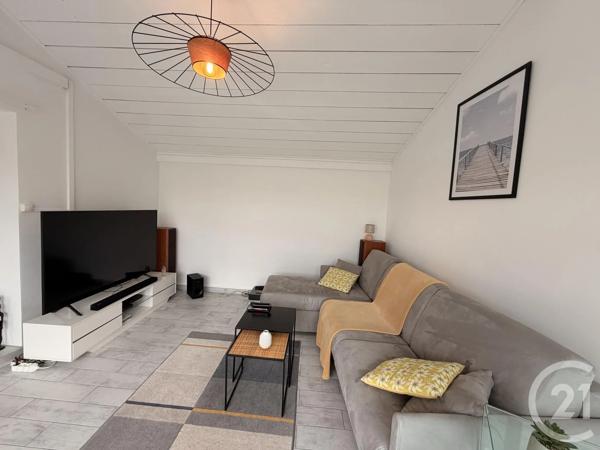 Maison à vendre  2 pièces - 50 m 2   COGOLIN  - 83