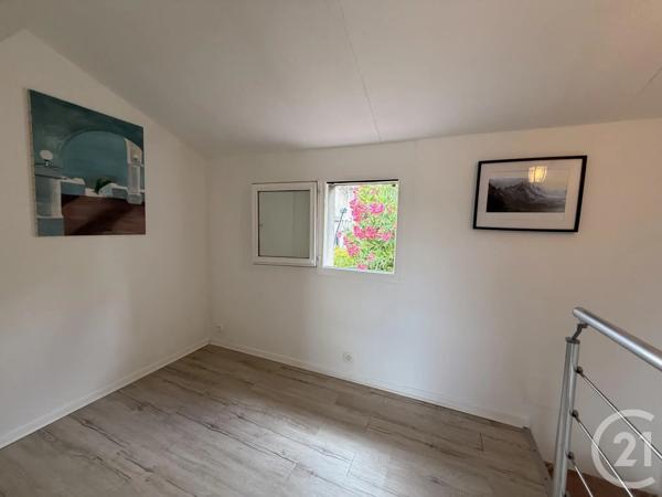 Maison à vendre  2 pièces - 50 m 2   COGOLIN  - 83