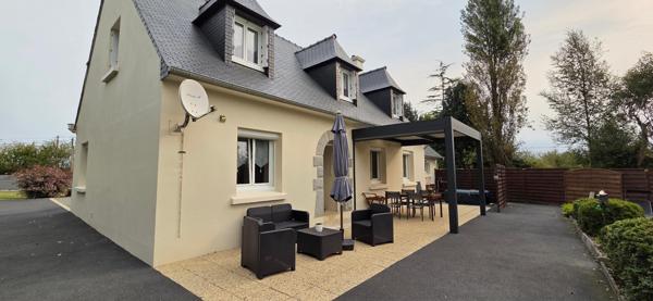 Très belle propriété, à 3 min du bourg