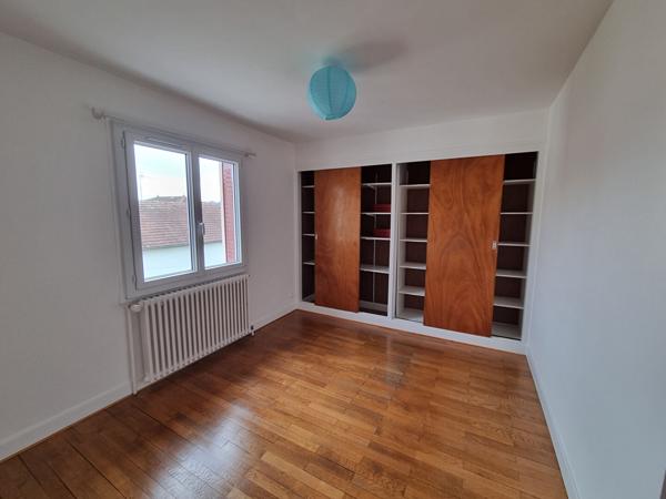 Appartement Amberieu En Bugey 4 pièce(s)
