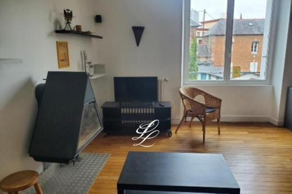 Vente - Hôtel particulier 6 pièces 132 m 2 RENNES (35000)