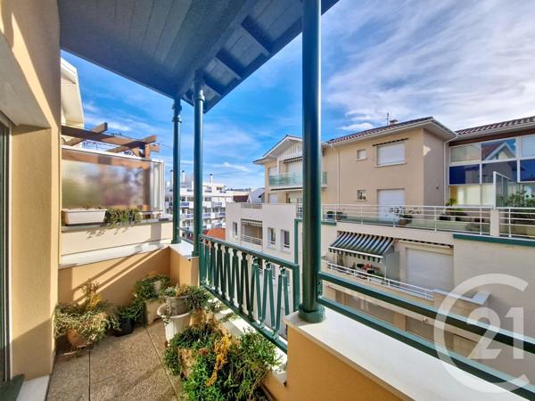 Appartement T3 à vendre  3 pièces - 65,59 m2 ARCACHON - 33