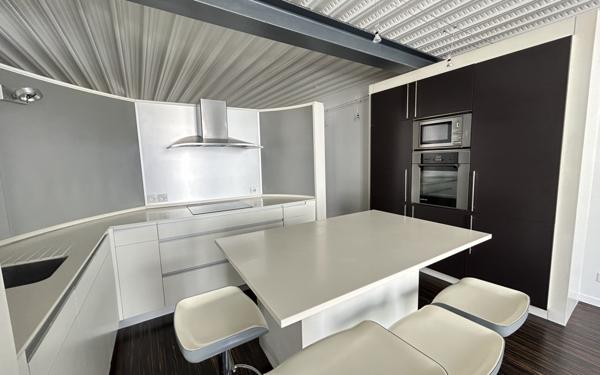 LOFt 2 pièces – 74m²